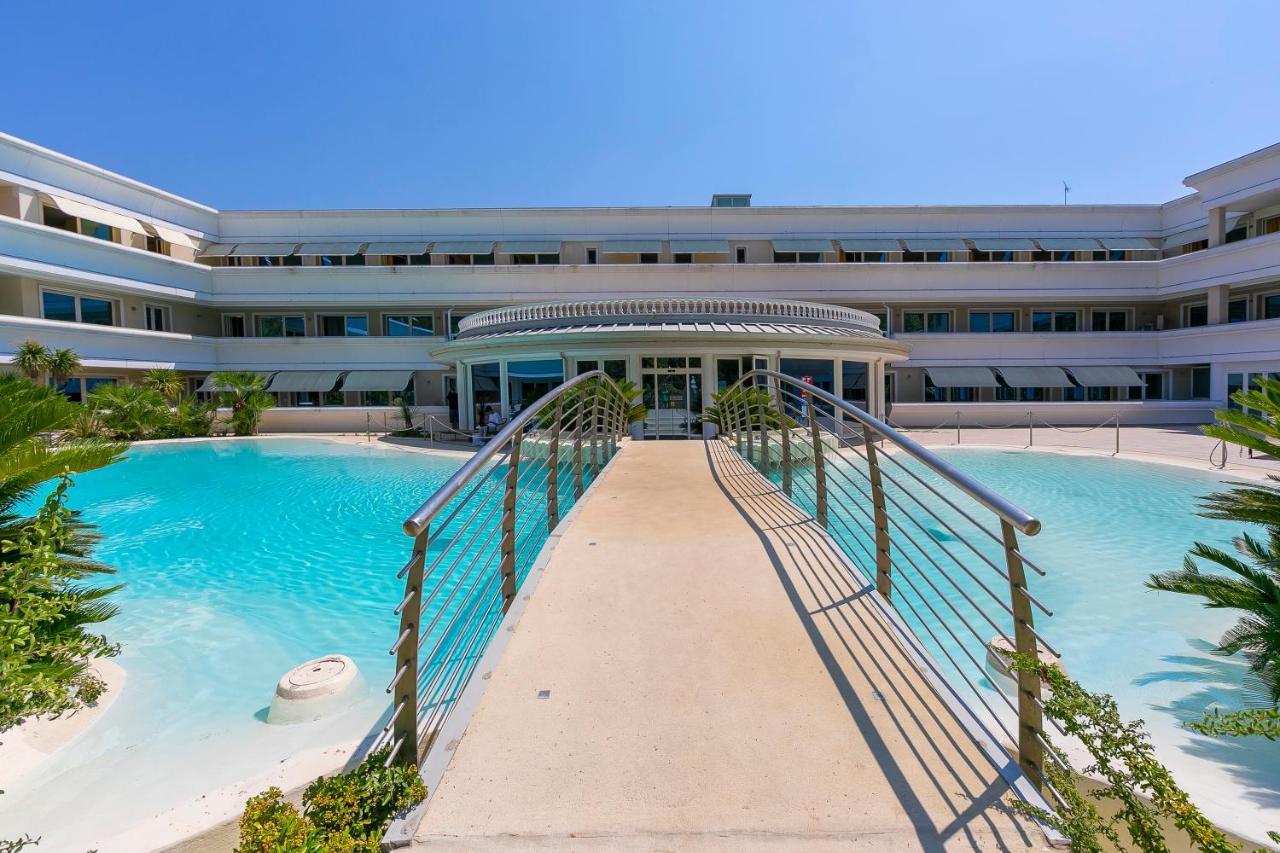 Rivoltella Apt With Pool 600M From Lake - Happy Rentals Desenzano del Garda Ngoại thất bức ảnh